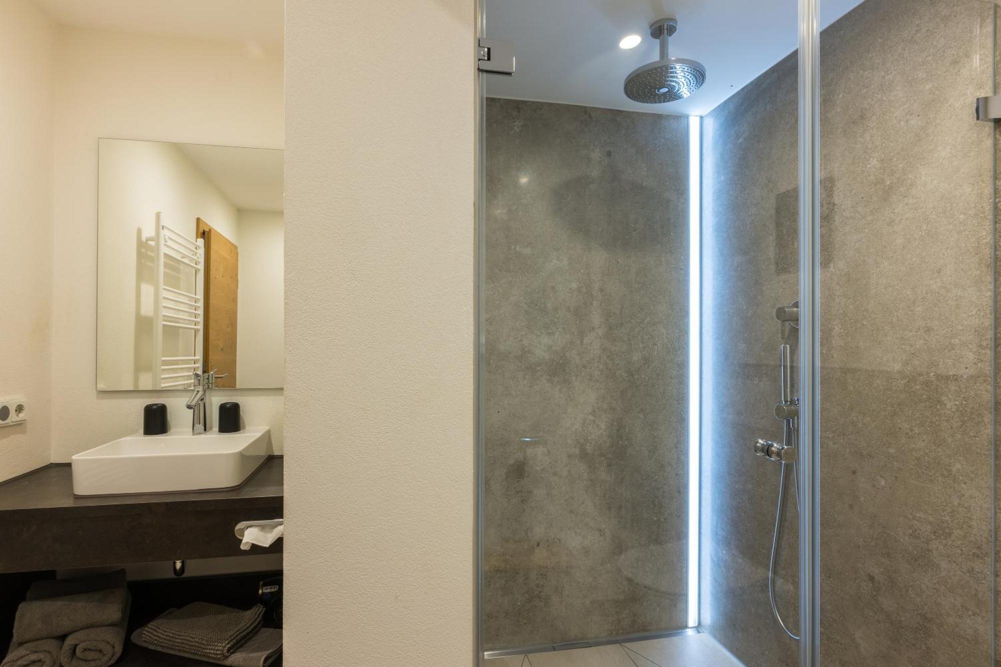 Füssen Dreimaederlhaus - Das Vegetarische Boutique Hotel מראה חיצוני תמונה