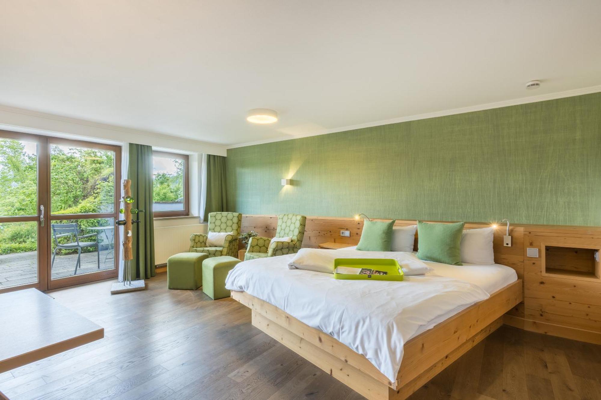 Füssen Dreimaederlhaus - Das Vegetarische Boutique Hotel מראה חיצוני תמונה